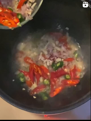 Biasanya kalian bawa bekel apa buat ke kantor ?